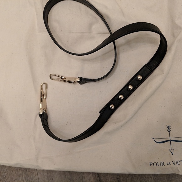 Pour La Victoire Large Tote - Picture 2 of 5